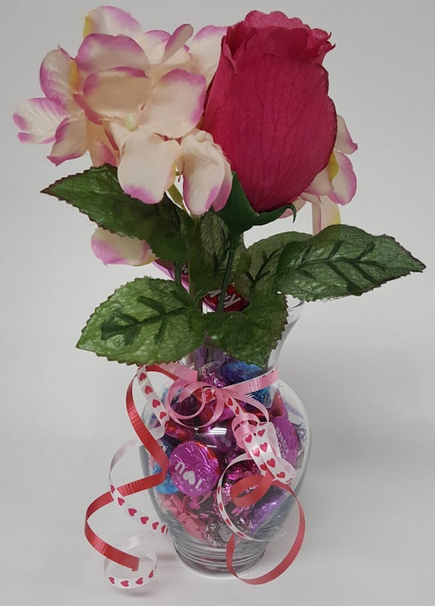 Glass Vase Romantic Flower Bouquet