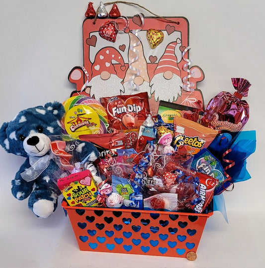 Gnomes XOXO Gift Basket