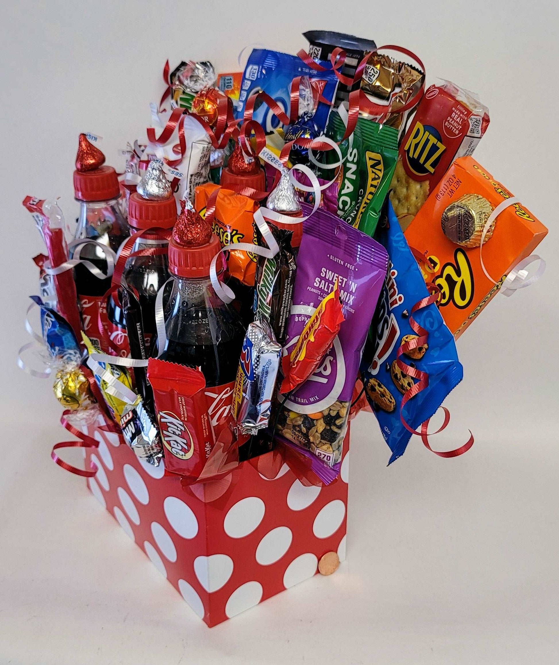 REVIEW Soda Snack and Candy Box