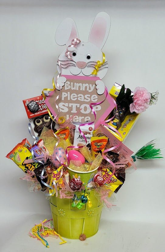 Easter Bunny Plaque Basket - Sweet Bouquets Gift Baskets